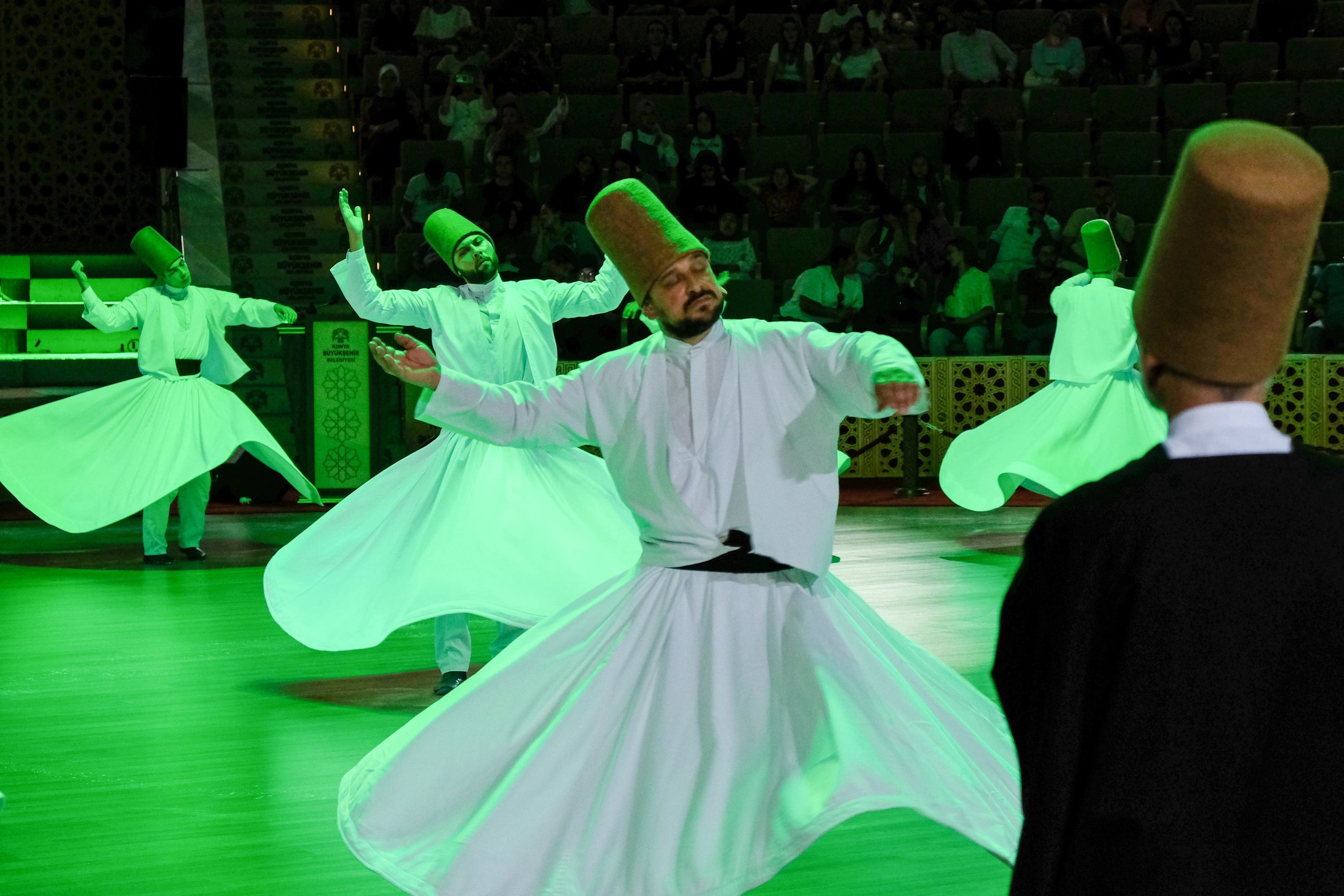 その他 Konya &amp; The Whirling Dervishes [DVD] Konya and the Whirling Dervishes [DVD]